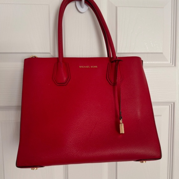 Red Studio Mercer tote from MICHAEL Michael Kors - Picture 3 of 4